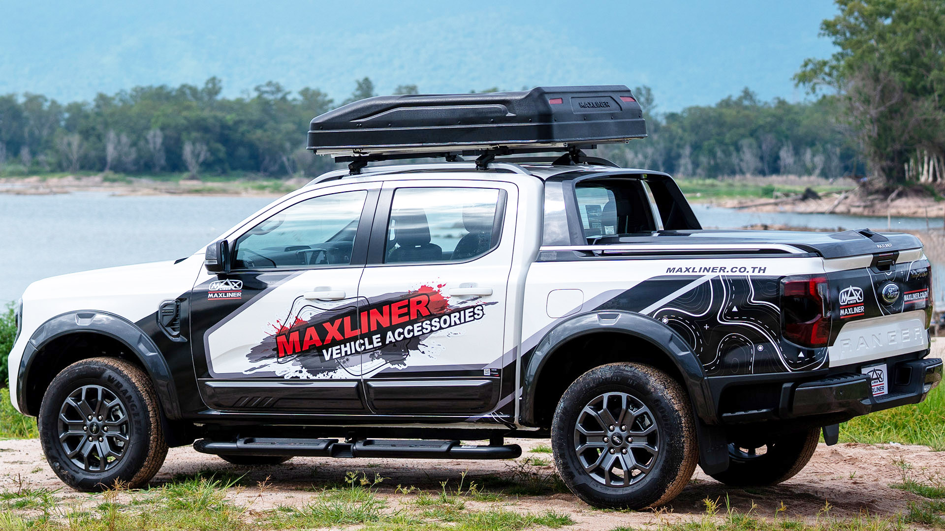 คิ้วประตูรถกระบะ แมกซ์ไซด์โมลดิ้ง MAXSIDE MOLDING สำหรับรถกระบะสี่ประตู 